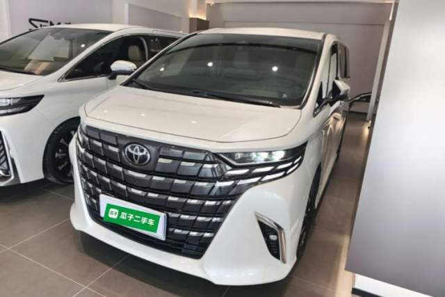 Used Toyota Alphard 2024 Dual-Engine 2.5L Deluxe Edition