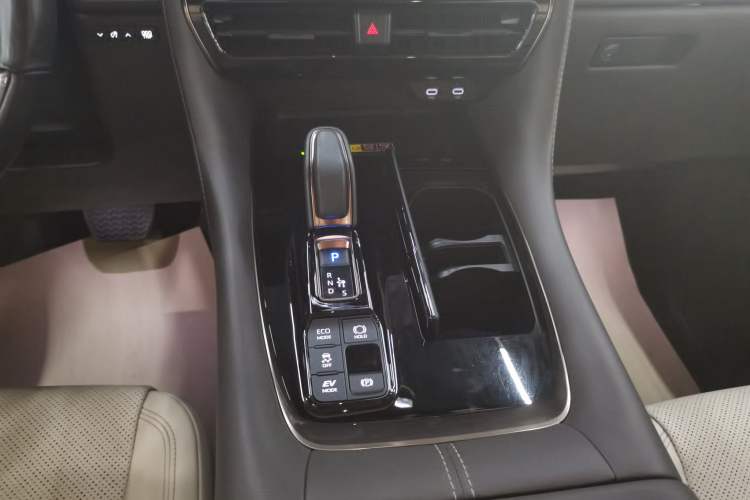 Used Toyota Alphard 2024 Dual-Engine 2.5L Deluxe Edition Gear Lever