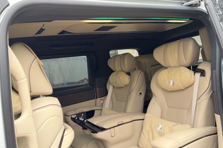 Used Toyota Alphard 2024 Dual-Engine 2.5L Deluxe Edition Headliner