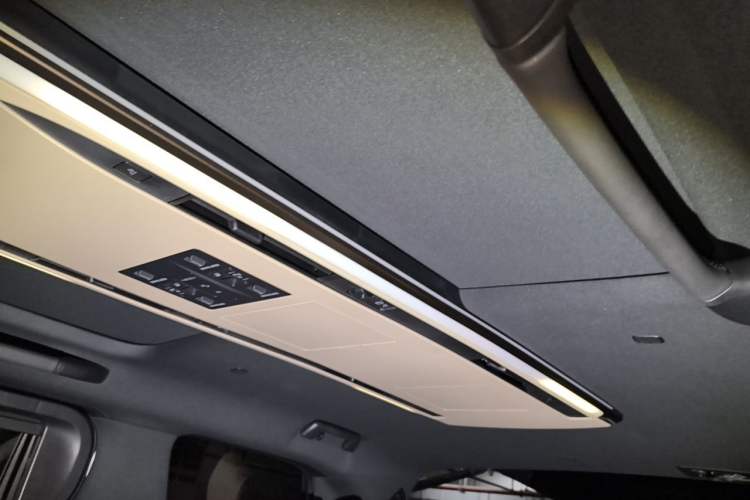 Used Toyota Alphard 2024 Dual-Engine 2.5L Deluxe Edition Headliner