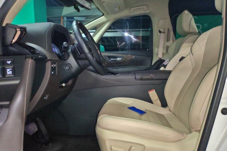 Used Toyota Alphard 2024 Dual-Engine 2.5L Deluxe Edition Left Front Seat