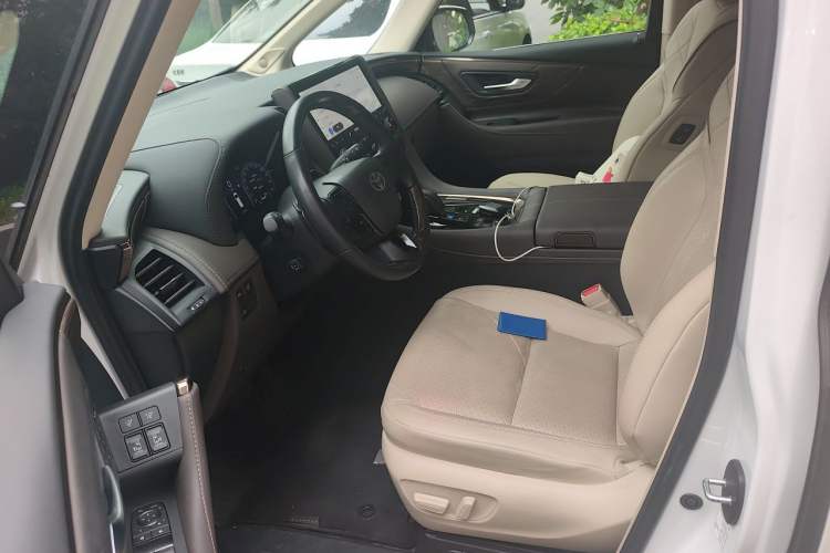 Used Toyota Alphard 2024 Dual-Engine 2.5L Prestige Edition Left Front Seat