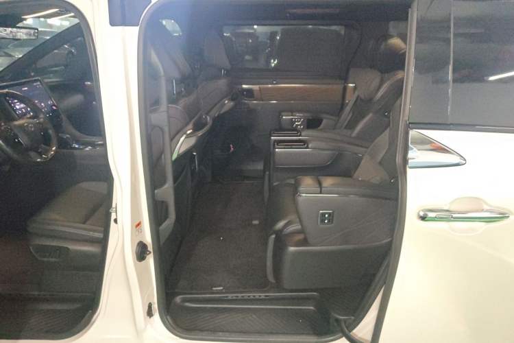 Used Toyota Alphard 2024 Dual-Engine 2.5L Prestige Edition Left Rear Seat