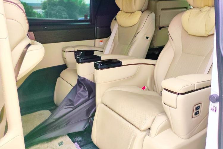 Used Toyota Alphard 2024 Dual-Engine 2.5L Prestige Edition Left Rear Seat