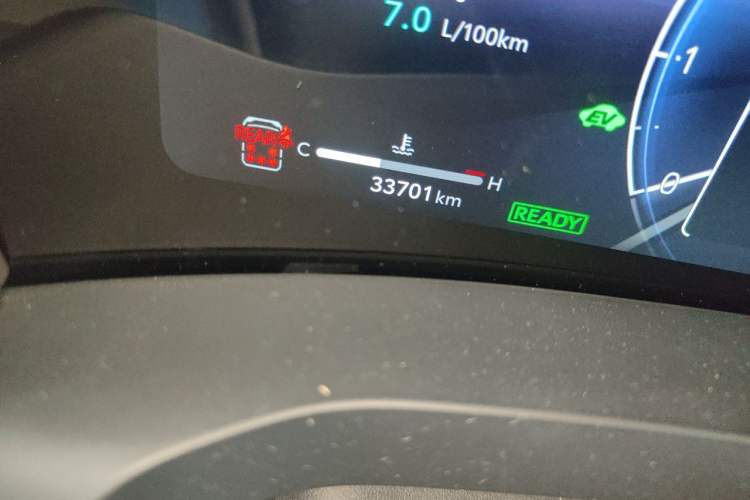 Used Toyota Alphard 2024 Dual-Engine 2.5L Prestige Edition Odometer Close Up