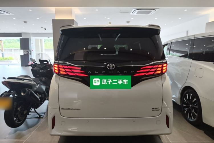 Used Toyota Alphard 2024 Dual-Engine 2.5L Deluxe Edition Rear