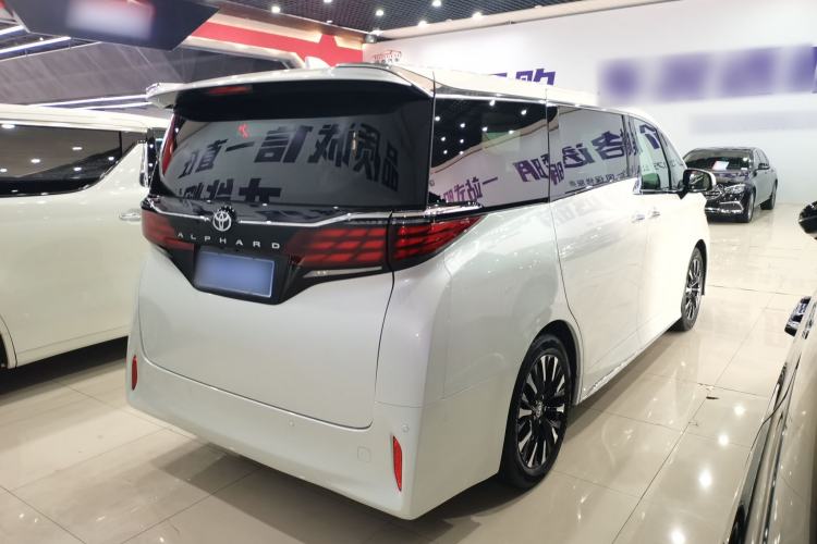 Used Toyota Alphard 2024 Dual-Engine 2.5L Deluxe Edition Rear Right 45 Deg