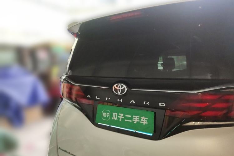 Used Toyota Alphard 2024 Dual-Engine 2.5L Deluxe Edition Rear