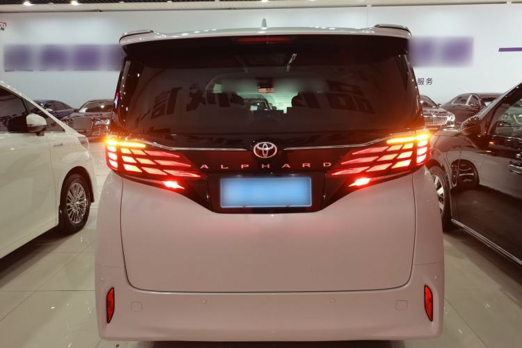 Used Toyota Alphard 2024 Dual-Engine 2.5L Deluxe Edition Rear