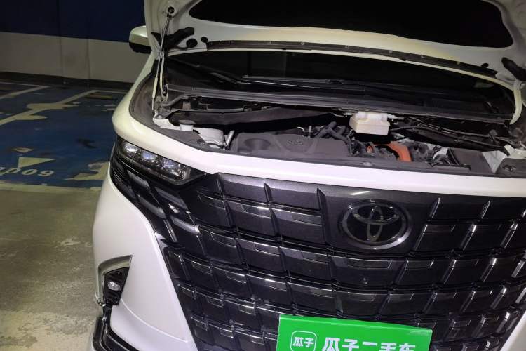 Used Toyota Alphard 2024 Dual-Engine 2.5L Prestige Edition Right Front Headlight