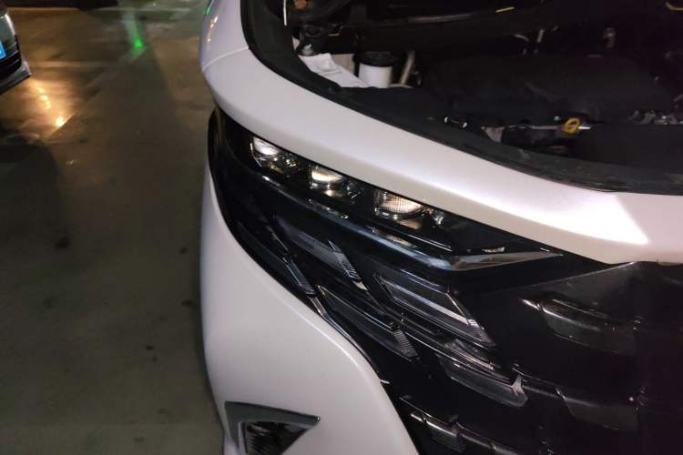Used Toyota Alphard 2024 Dual-Engine 2.5L Prestige Edition Right Front Headlight