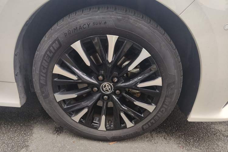 Used Toyota Alphard 2024 Dual-Engine 2.5L Prestige Edition Right Front Wheel Hub