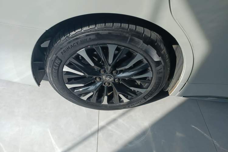 Used Toyota Alphard 2024 Dual-Engine 2.5L Prestige Edition Right Rear Wheel Hub