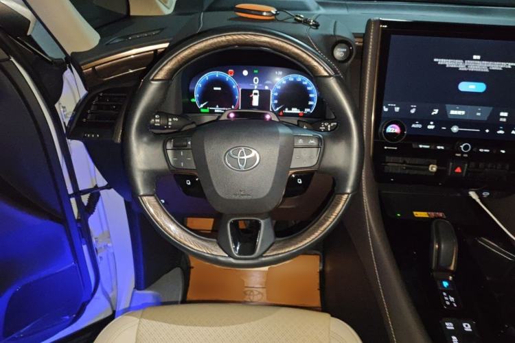 Used Toyota Alphard 2024 Dual-Engine 2.5L Deluxe Edition Steering Wheel
