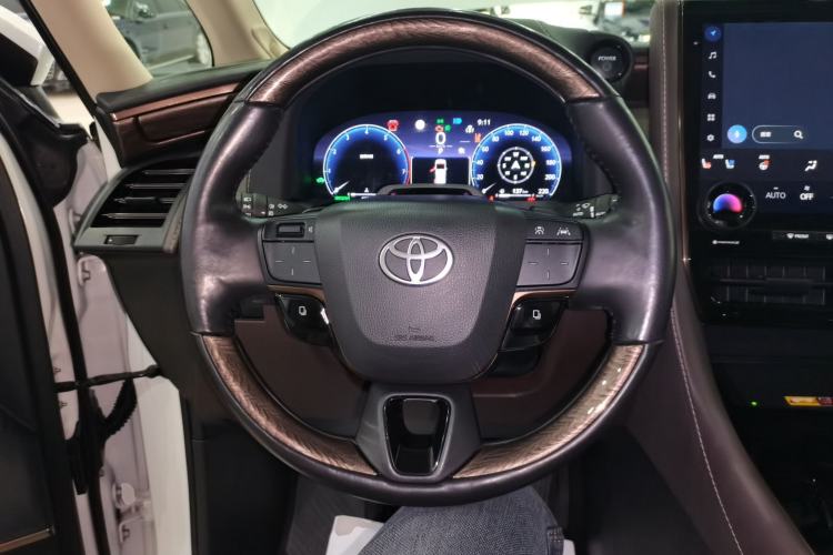 Used Toyota Alphard 2024 Dual-Engine 2.5L Deluxe Edition Steering Wheel