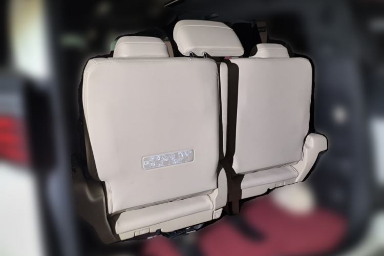 Used Toyota Alphard 2024 Dual-Engine 2.5L Deluxe Edition Trunk