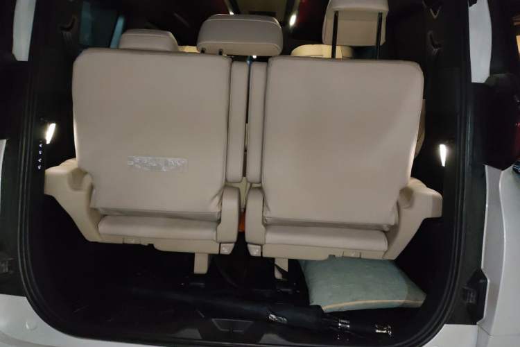 Used Toyota Alphard 2024 Dual-Engine 2.5L Prestige Edition Trunk