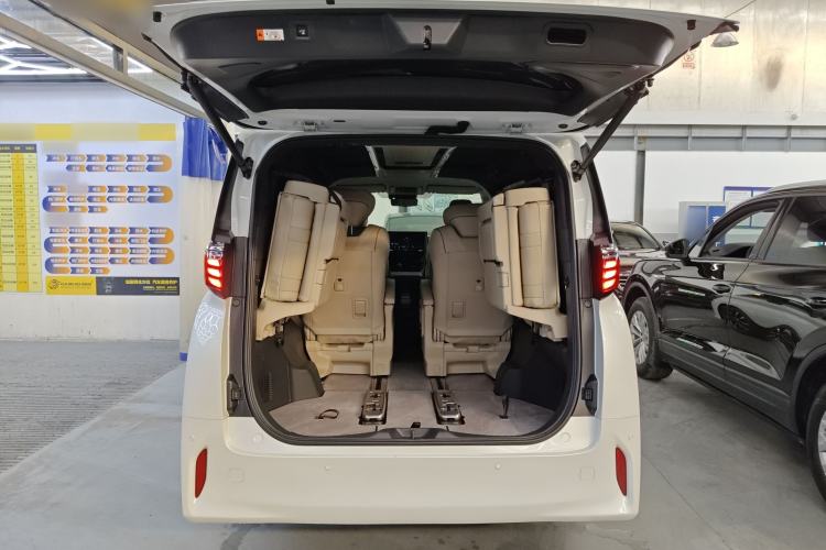 Used Toyota Alphard 2024 Dual-Engine 2.5L Prestige Edition Trunk