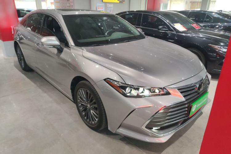 Used Toyota Avalon 2019 2.0L XLE Premium Edition China VI Front Right 45 Deg