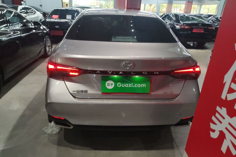 Used Toyota Avalon 2019 2.0L XLE Premium Edition China VI Rear