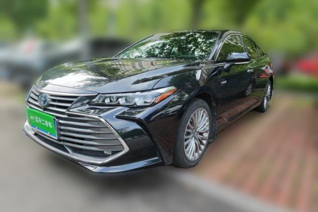 Used Toyota Avalon 2019 Dual-Engine 2.5L XLE Prestige Version China VI Standard