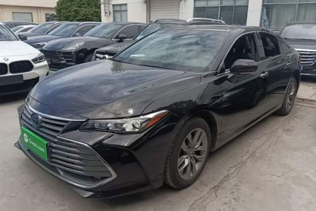 Used Toyota Avalon 2019 Dual-Engine 2.5L Luxury Edition China VI Standard