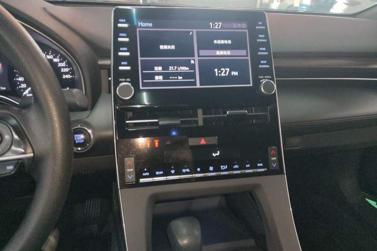 Used Toyota Avalon 2019 2.0L Ambition Edition China VI Audio And AC Panel