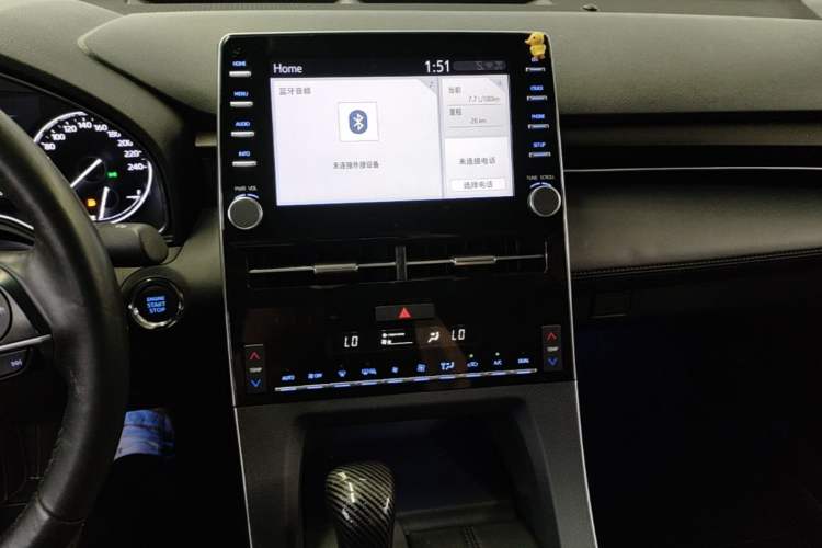 Used Toyota Avalon 2019 2.0L XLE Premium Edition China VI Audio And AC Panel