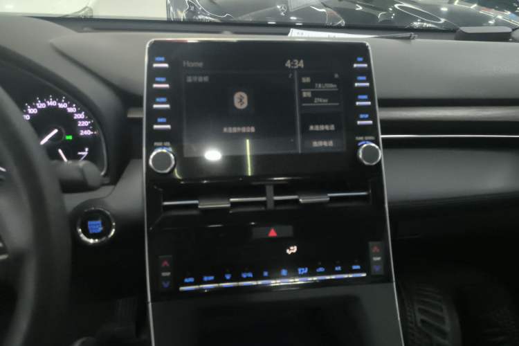 Used Toyota Avalon 2019 2.5L Ambition Version China VI Standard Audio And AC Panel