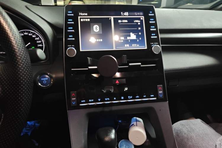Used Toyota Avalon 2019 Dual-Engine 2.5L Luxury Edition China VI Standard Audio And AC Panel