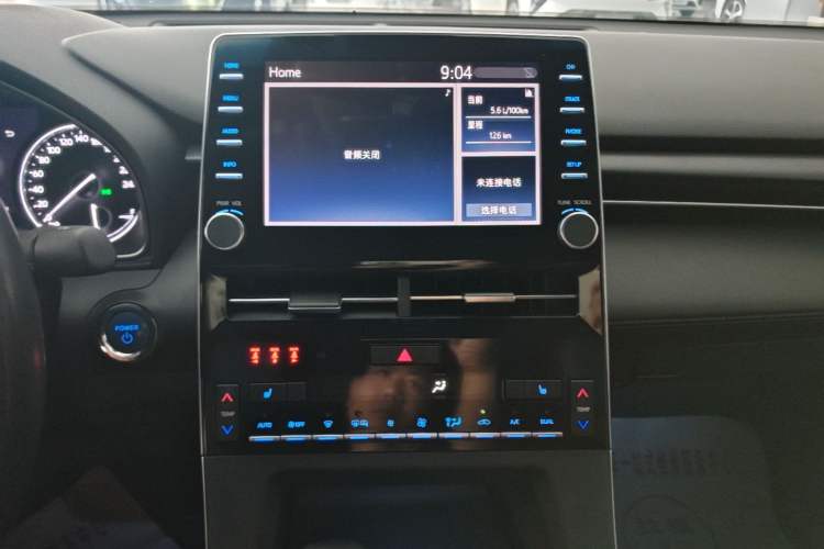 Used Toyota Avalon 2019 Dual-Engine 2.5L XLE Prestige Version China VI Standard Audio And AC Panel