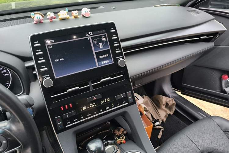 Used Toyota Avalon 2019 Dual-Engine 2.5L XLE Prestige Version China VI Standard Audio And AC Panel