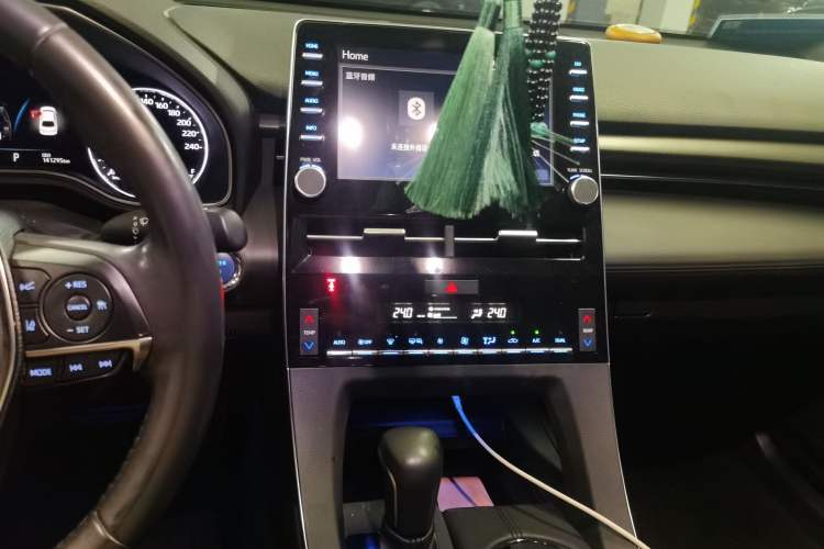 Used Toyota Avalon 2019 Dual-Engine 2.5L Luxury Edition China VI Standard Audio And AC Panel