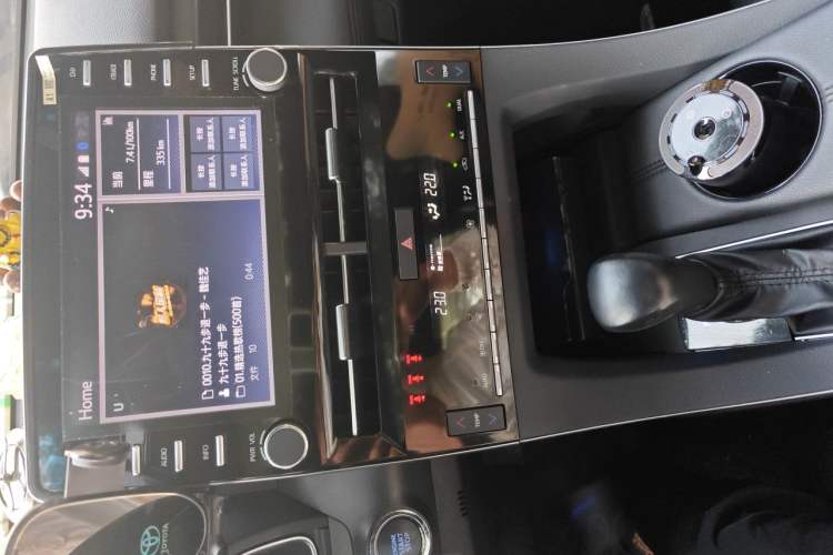 Used Toyota Avalon 2019 2.0L Luxury Edition China VI Standard Audio And AC Panel
