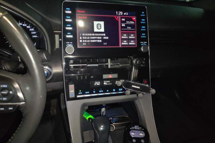 Used Toyota Avalon 2019 2.0L Luxury Edition China VI Standard Audio And AC Panel