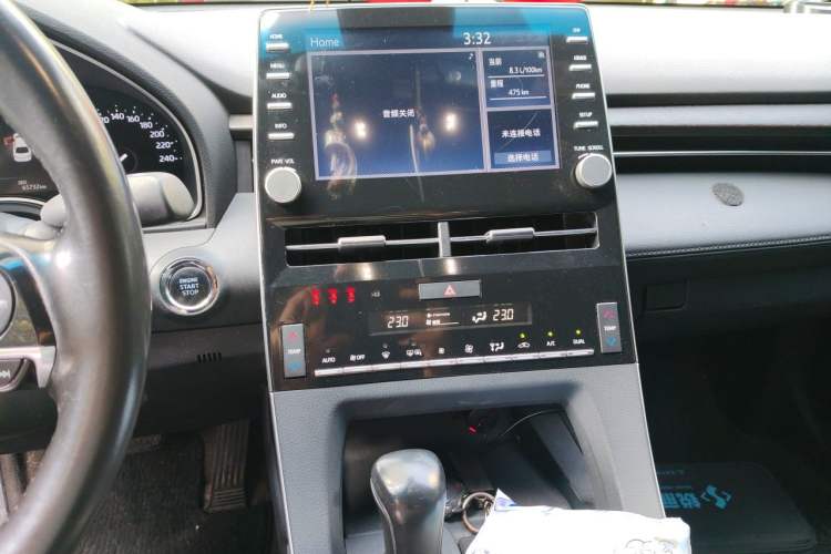 Used Toyota Avalon 2019 2.0L Luxury Edition China VI Standard Audio And AC Panel