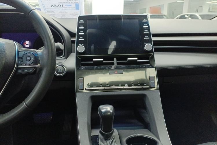 Used Toyota Avalon 2019 2.0L XLE Premium Edition China VI Audio And AC Panel
