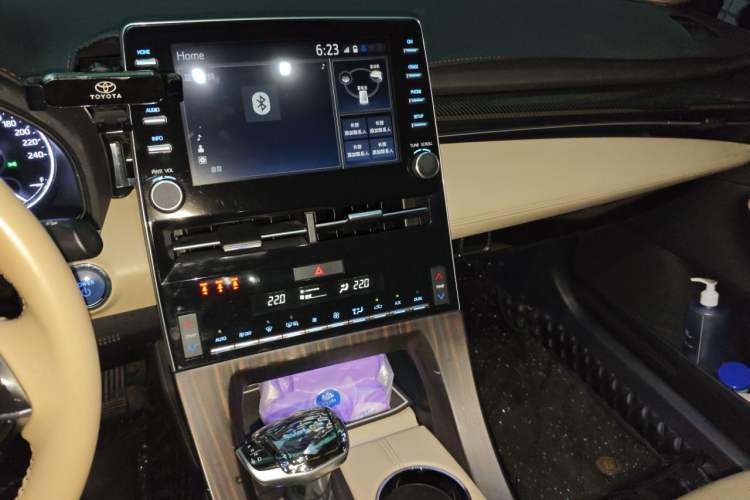 Used Toyota Avalon 2019 Dual-Engine 2.5L Luxury Edition China VI Standard Audio And AC Panel
