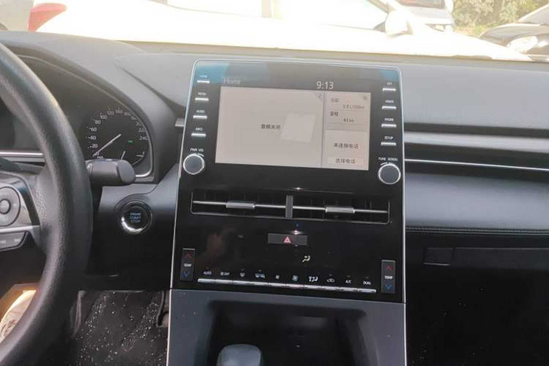 Used Toyota Avalon 2019 2.0L Ambition Edition China VI Audio And AC Panel
