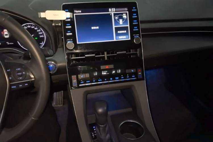 Used Toyota Avalon 2019 Dual-Engine 2.5L XLE Prestige Version China VI Standard Audio And AC Panel