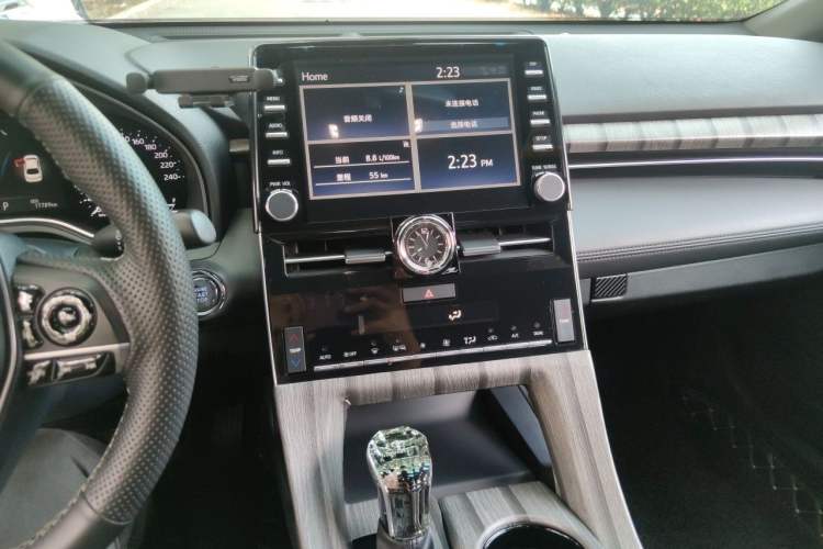Used Toyota Avalon 2019 2.0L Luxury Edition China VI Standard Audio And AC Panel