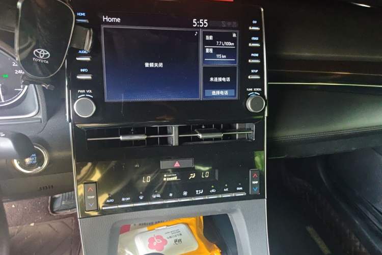 Used Toyota Avalon 2019 2.0L XLE Premium Edition China VI Audio And AC Panel