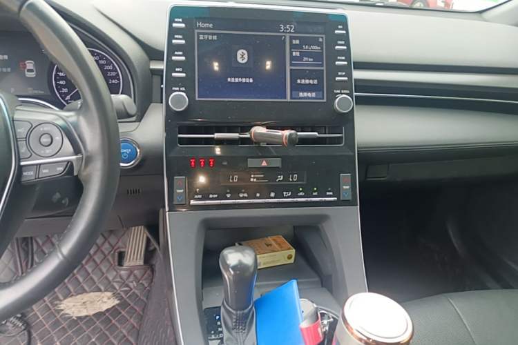 Used Toyota Avalon 2019 Dual-Engine 2.5L Luxury Edition China VI Standard Audio And AC Panel