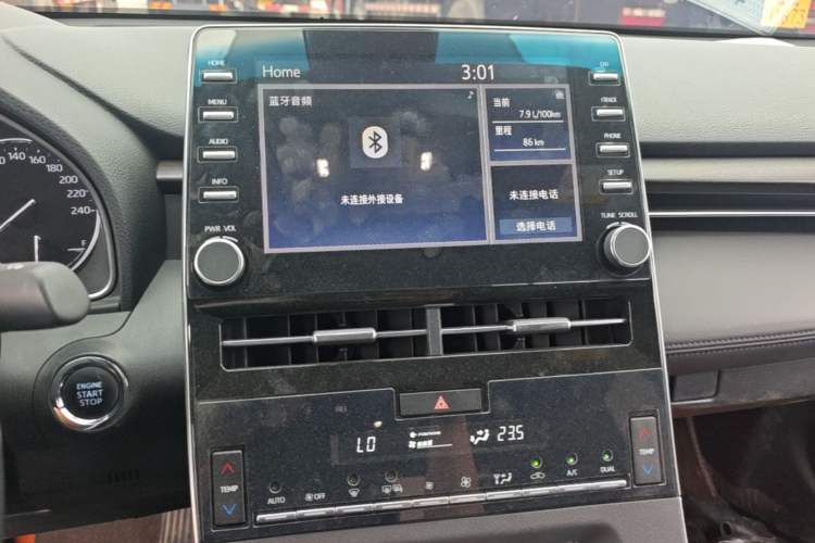 Used Toyota Avalon 2019 2.0L XLE Premium Edition China VI Audio And AC Panel