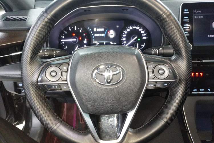 Used Toyota Avalon 2019 2.0L Luxury Edition China VI Standard Audio And AC Panel