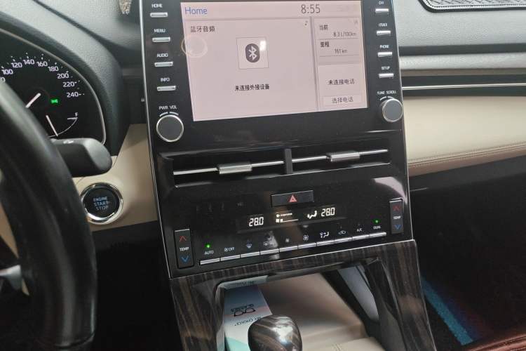 Used Toyota Avalon 2019 2.0L Luxury Edition China VI Standard Audio And AC Panel