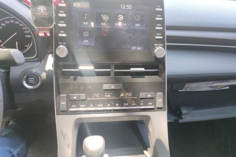 Used Toyota Avalon 2019 2.5L Touring Premium Version China VI Standard Audio And AC Panel