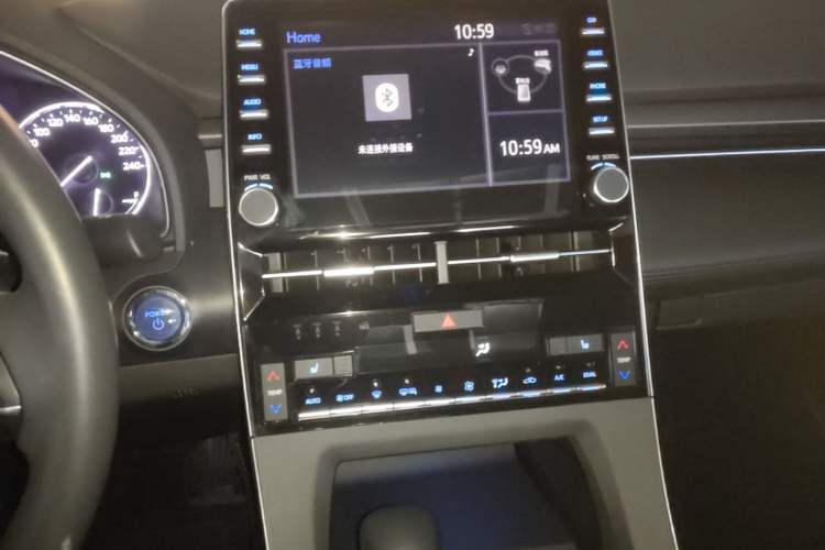 Used Toyota Avalon 2019 Dual-Engine 2.5L XLE Prestige Version China VI Standard Audio And AC Panel