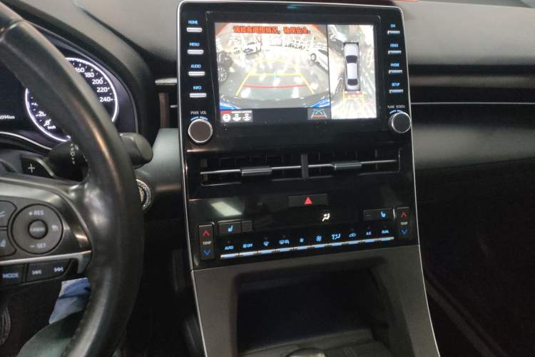 Used Toyota Avalon 2019 2.5L Touring Premium Version China VI Standard Audio And AC Panel
