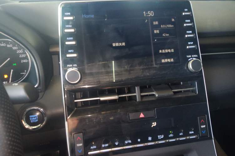 Used Toyota Avalon 2019 2.0L XLE Premium Edition China VI Audio And AC Panel